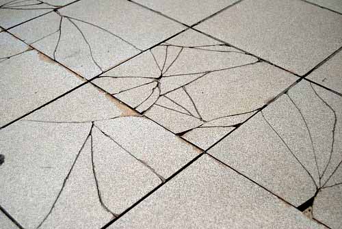 How to Repair And Replace A Broken Floor Tile